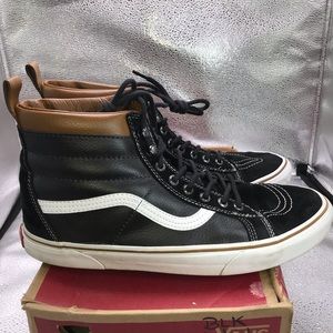 Vans “Faux Fur” // SIZE 13 men